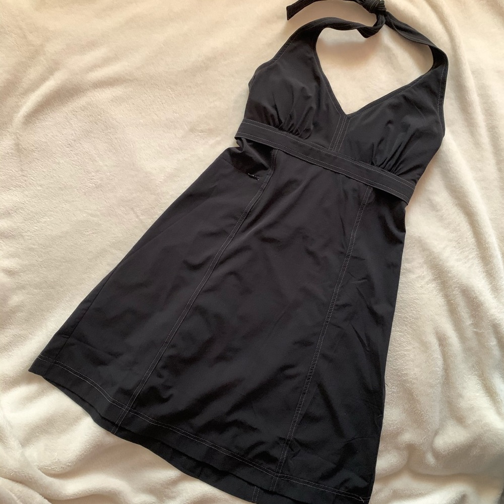 Athleta pack everywhere dress in black